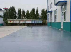 潍坊彩色路面喷涂翻新的材料对冬季