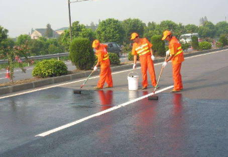 潍坊 彩色路面喷漆维修改色的使用寿命有多长？